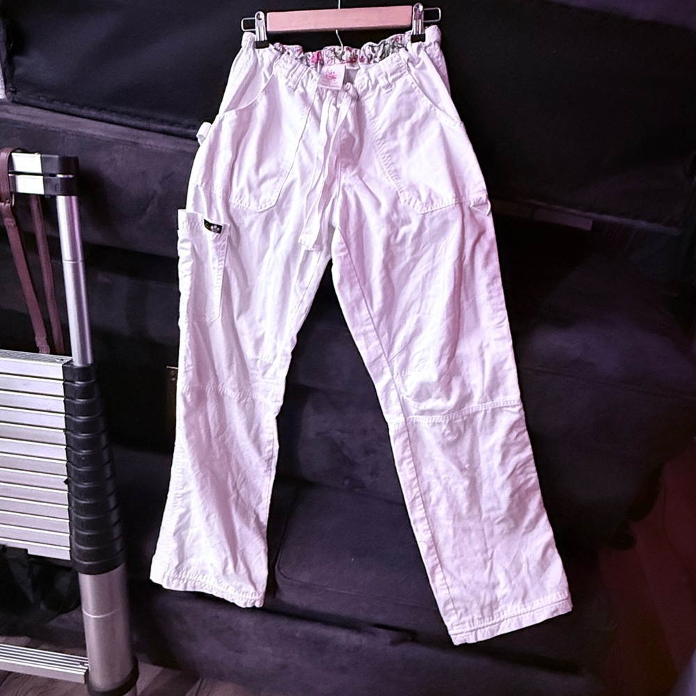 Koi Lindsey Small Tall white cargo scrub pants